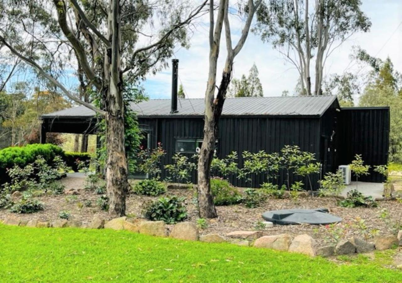 Granite Gardens Cottages & Lake Retreat Stanthorpe Exterior photo