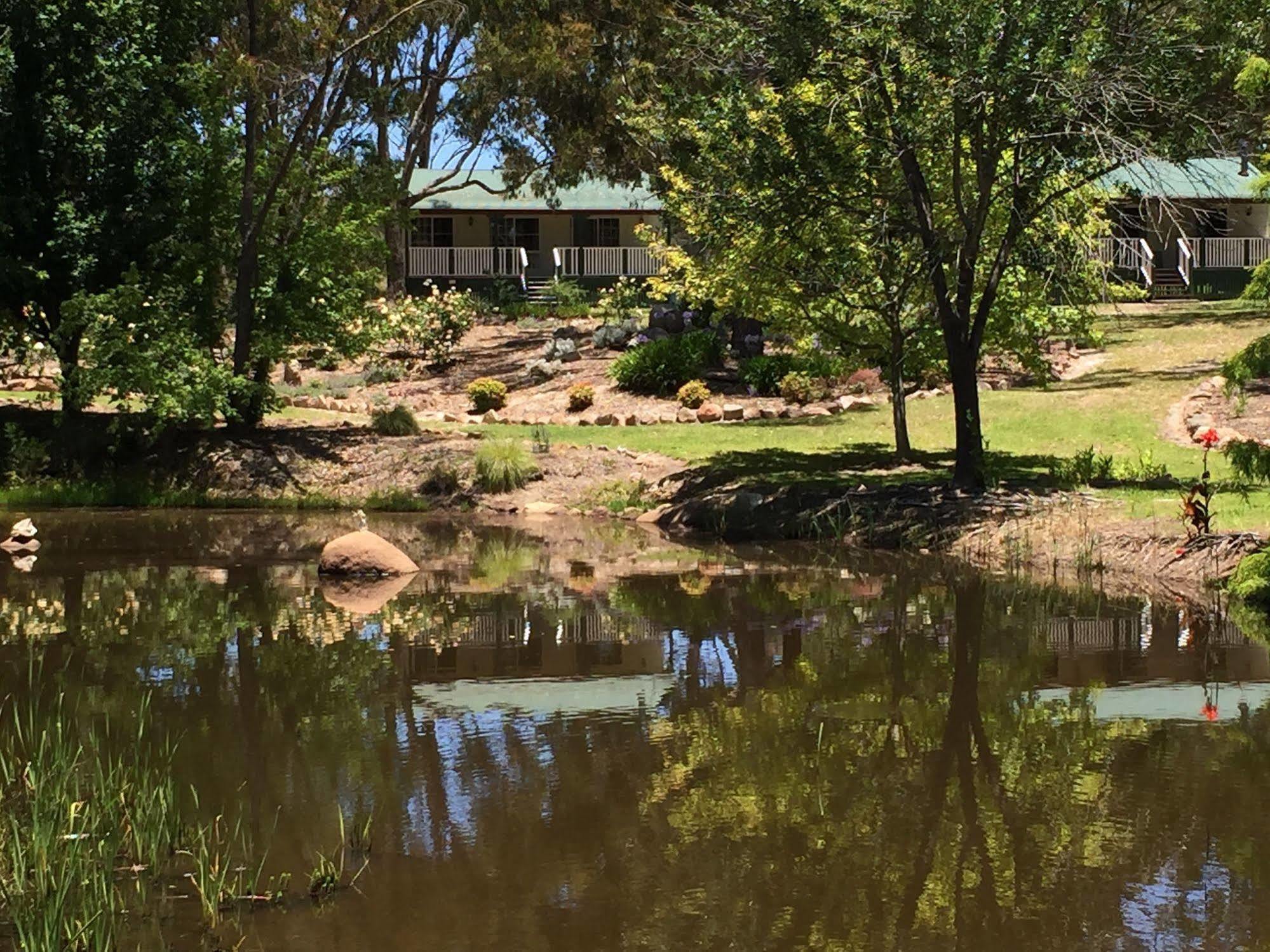 Granite Gardens Cottages & Lake Retreat Stanthorpe Exterior photo